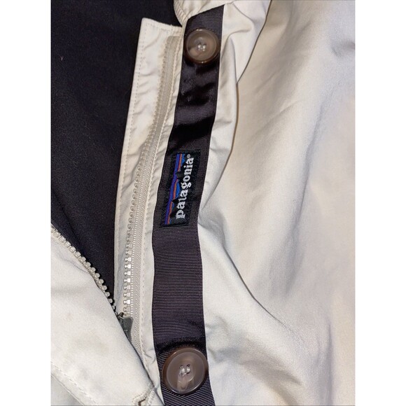 Patagonia Womans Rain Jacket Mens BEIGE  - Size Medium - Picture 4 of 8